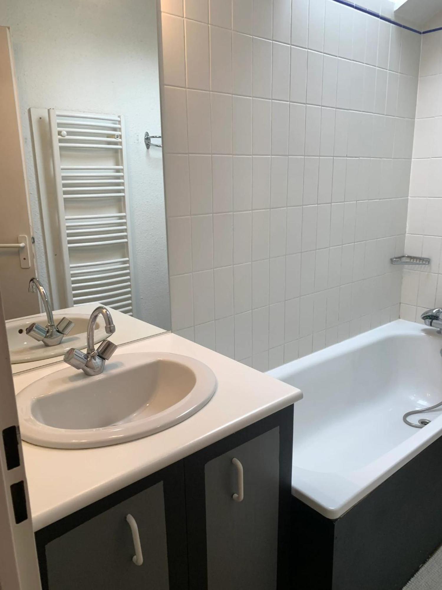 Appartement Charmant A Bagneres De Bigorre 56 M² Avec Balcon Eksteriør bilde