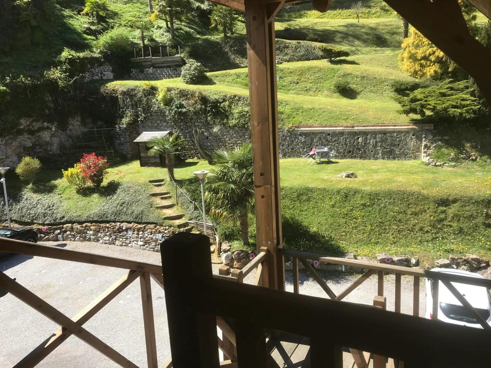 Appartement Charmant A Bagneres De Bigorre 56 M² Avec Balcon Eksteriør bilde
